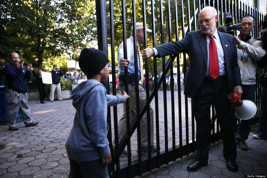 national zoo reopens